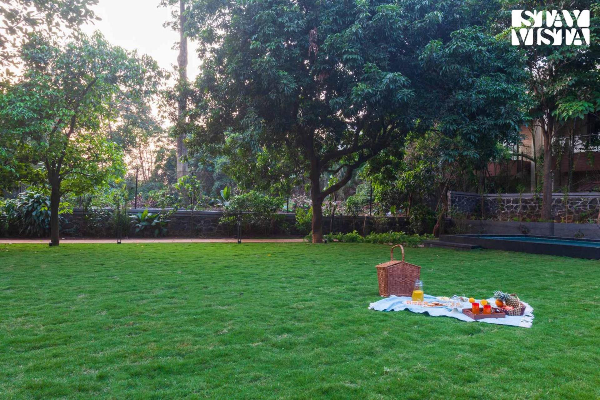 Stayvista's House Of J - Embrace Leisure With Lawn, Pool, And Gazebo Lonavala