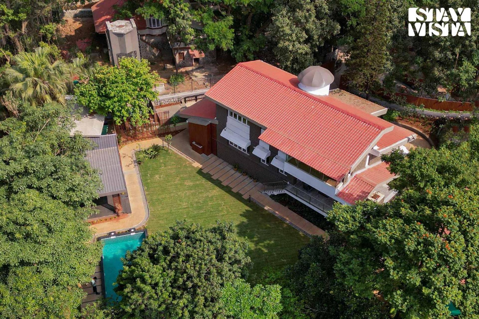 Villa Stayvista's House Of J - Embrace Leisure With Lawn, Pool, And Gazebo