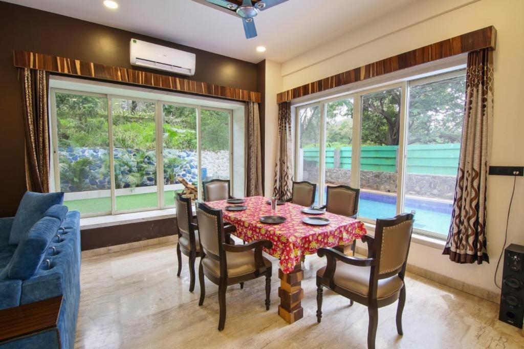 In 4bhk Villa