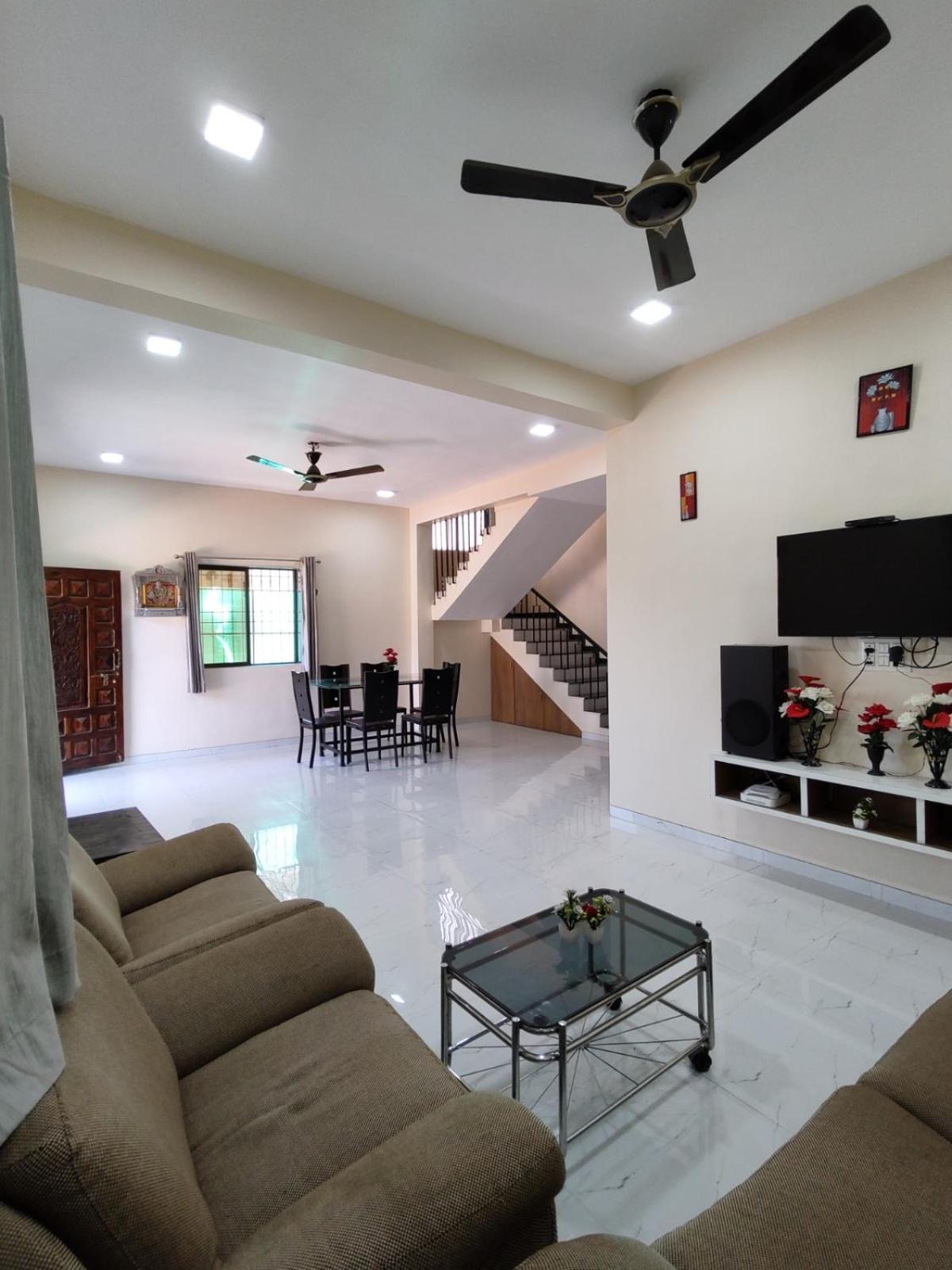 Arushi Lonavala