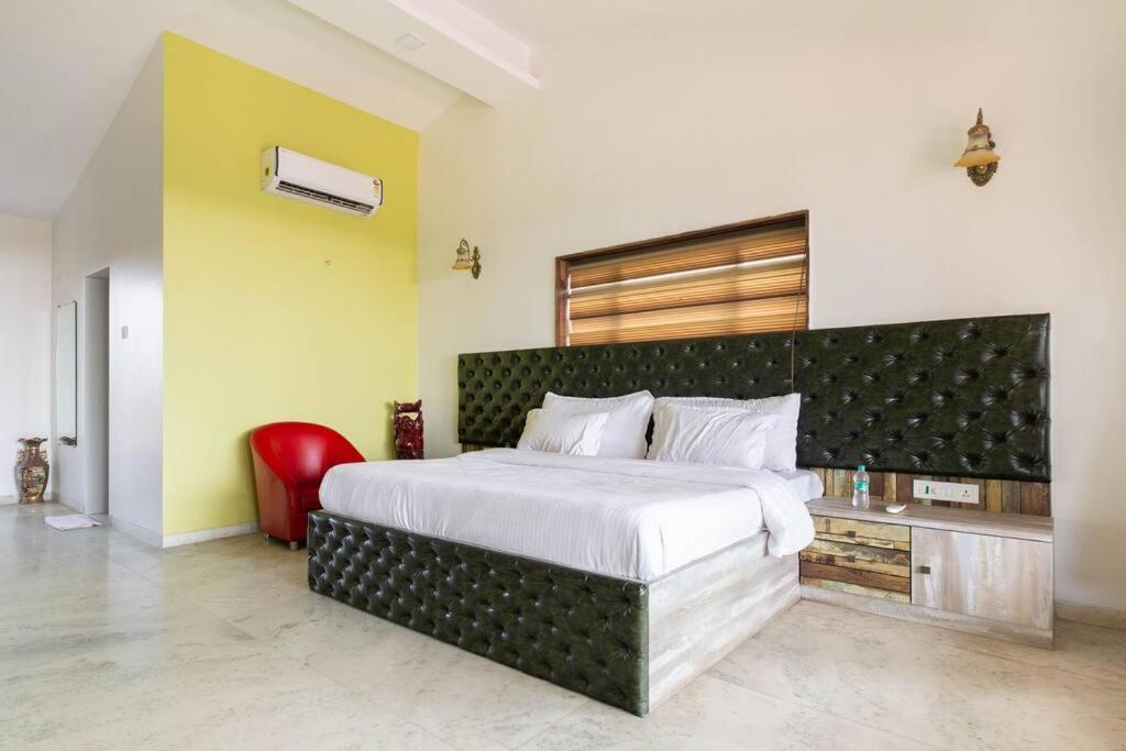 Villa Platinium 6bhk With Private Pool *