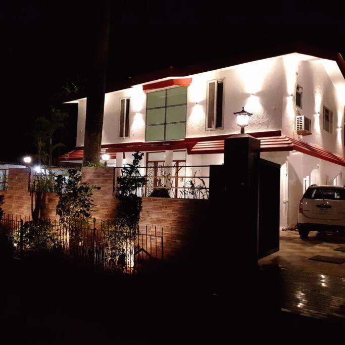 Platinium 6bhk With Private Pool Villa