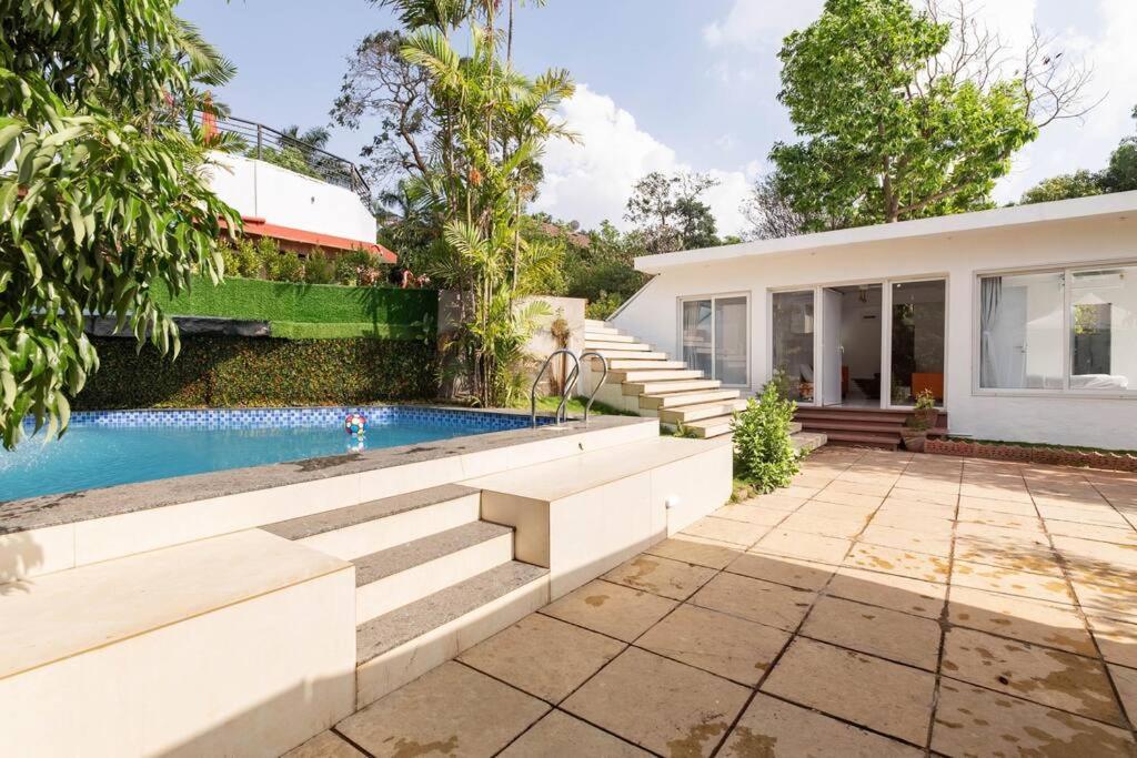 Platinium 6bhk With Private Pool Villa