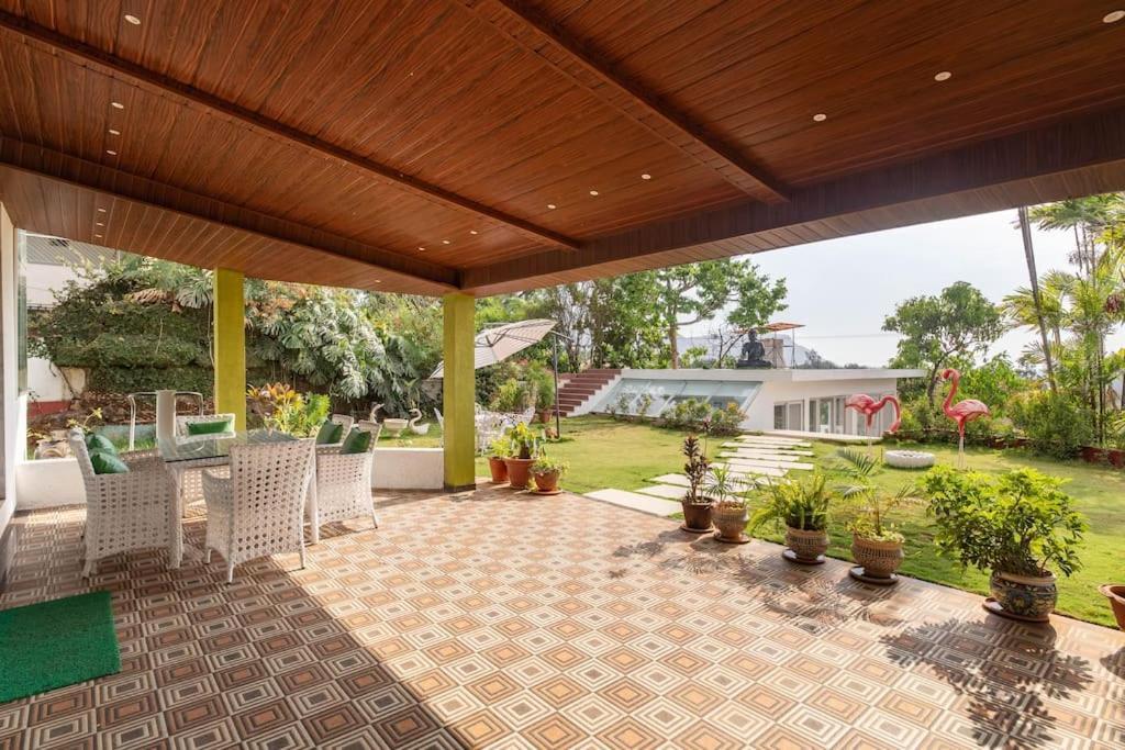 Platinium 6bhk With Private Pool Villa *