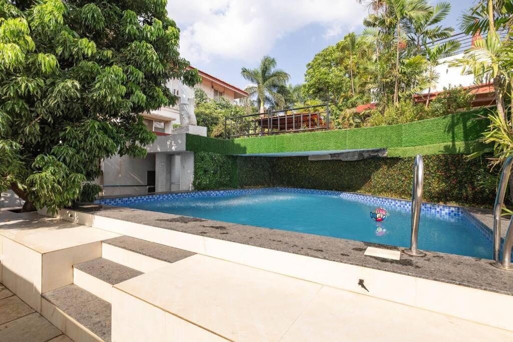 Platinium 6bhk With Private Pool Villa