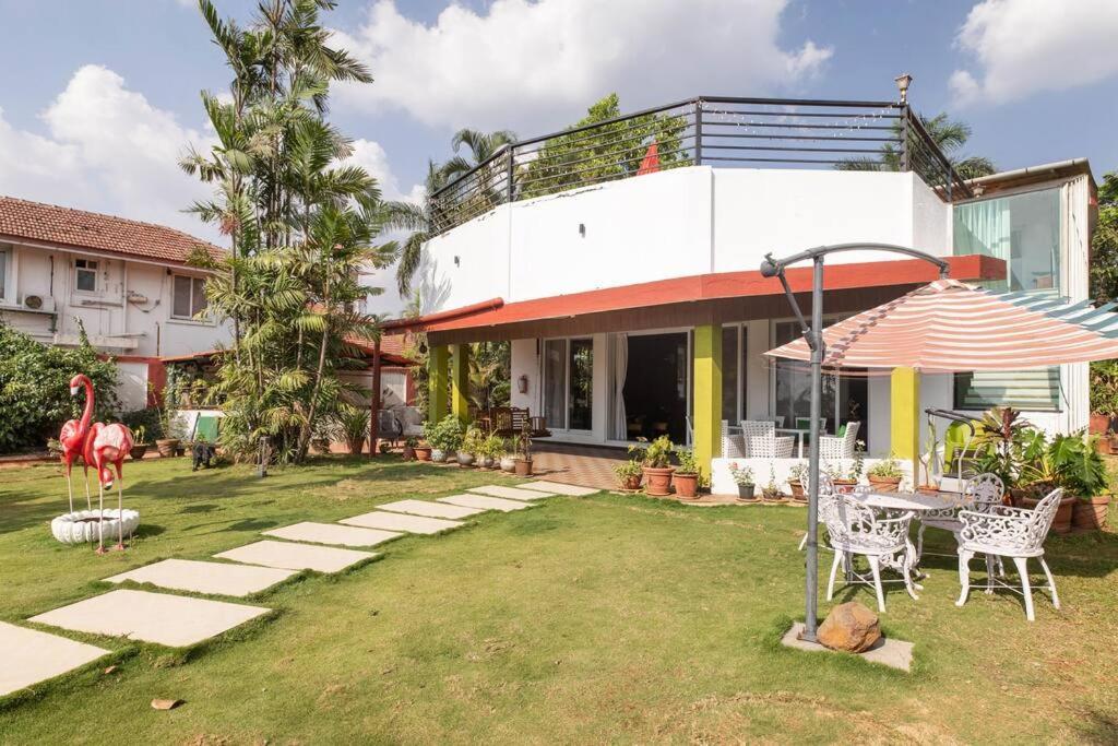 Platinium 6bhk With Private Pool Villa