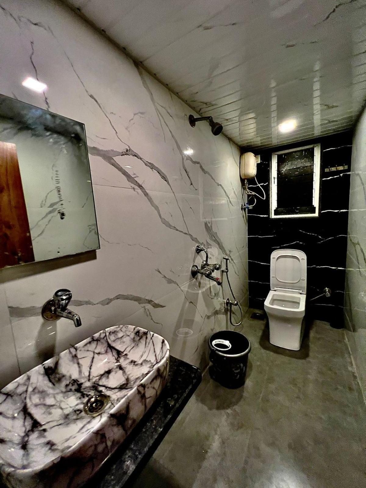 Mount Bungalows-1 Bedroom Private Pool -wifi -private Pool-ac Lonavala