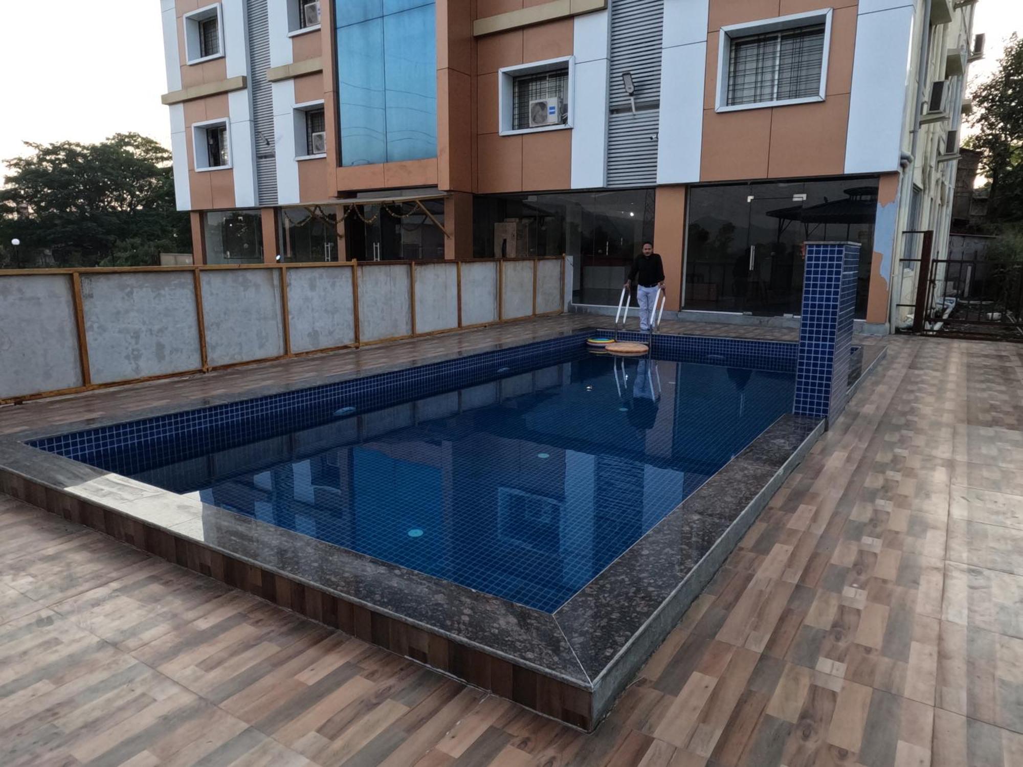 Hotel Sandesh Palace