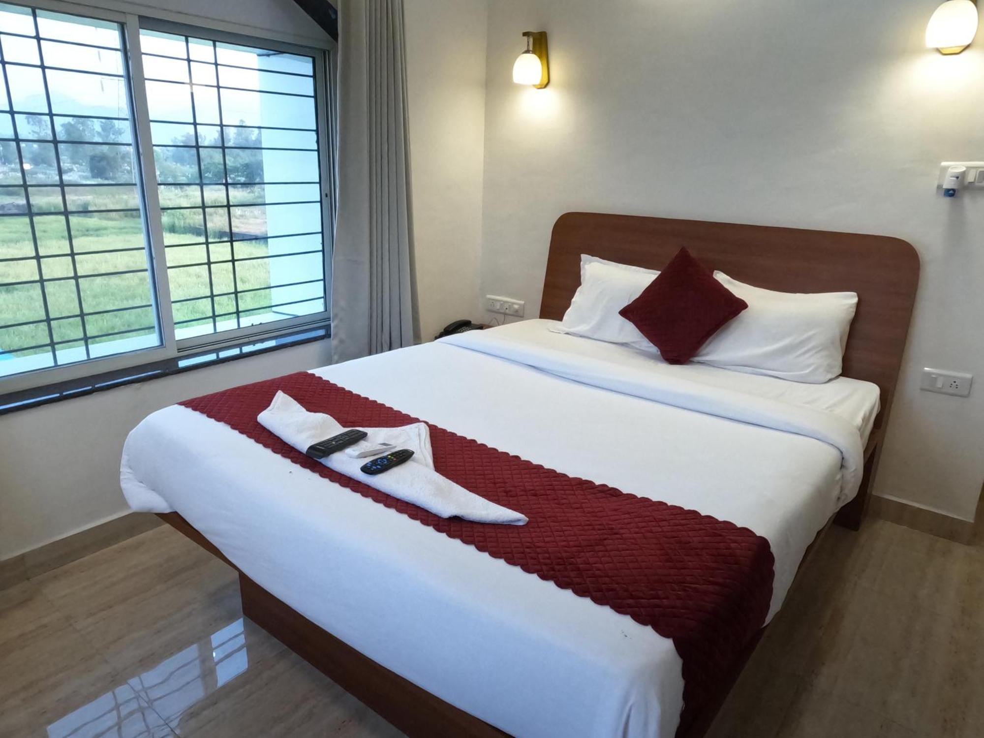 Sandesh Palace Hotel Lonavala