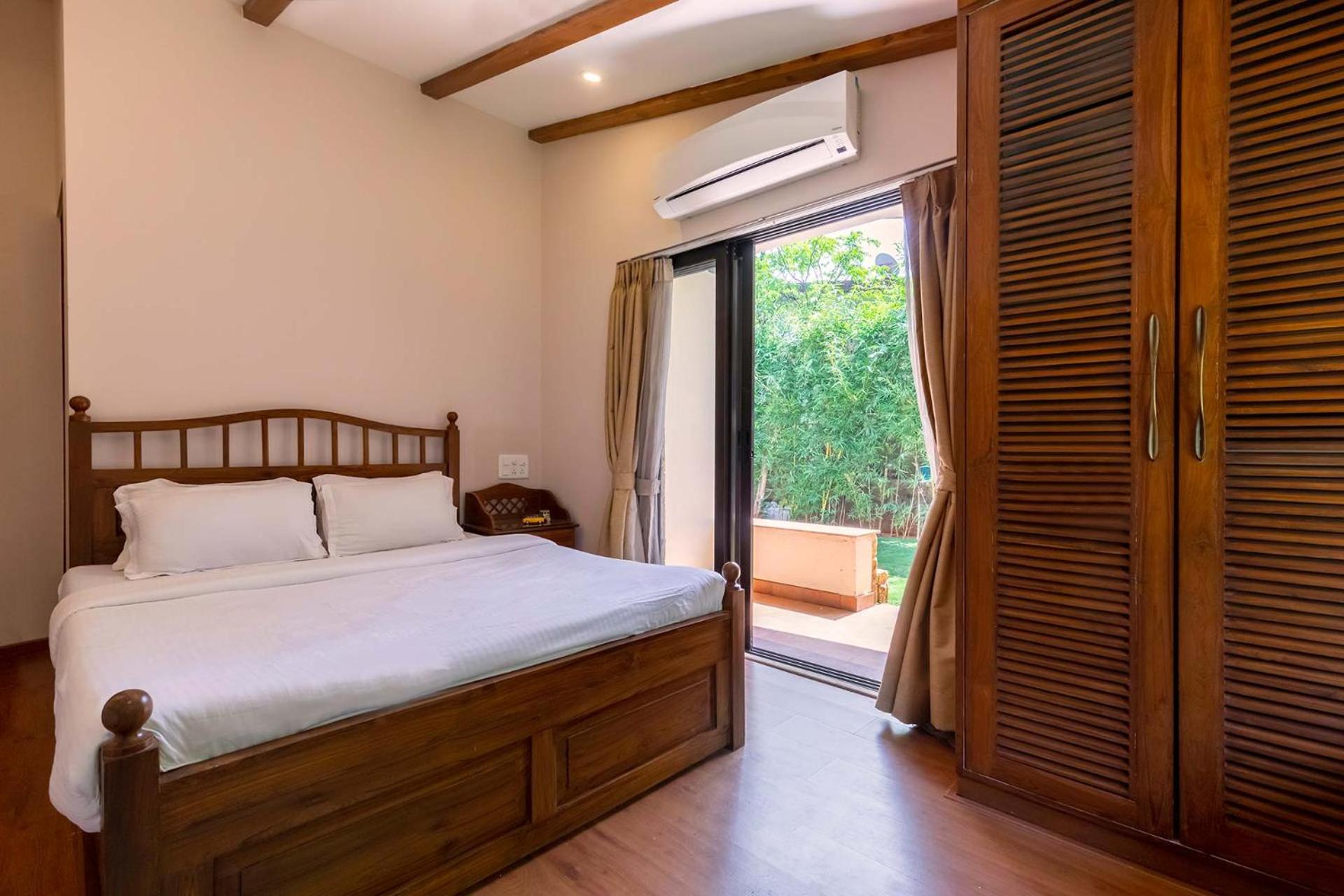 Villa Stayvista's Verona - Enjoy A Heated Pool And Snooker Table For An Unforgettable Lonavala