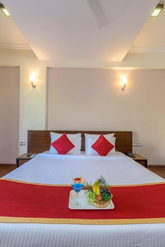 Treebo Reveniir With Pool Hotel Lonavala
