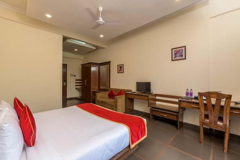 Hotel Treebo Reveniir With Pool Lonavala