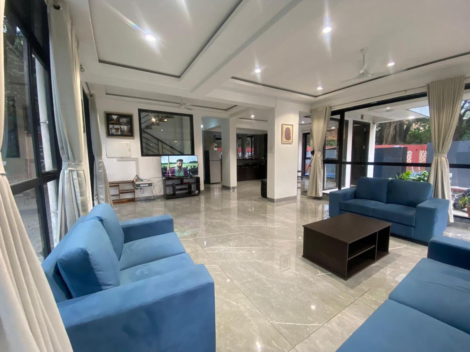 Villa West Valley , Casa Raywood