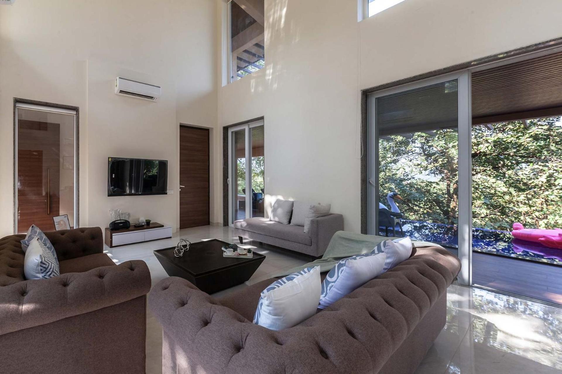 Villa Inara By Stayvista - Amidst Lush Greenery With Outdoor Swimming Pool & Indoor Games Lonavala