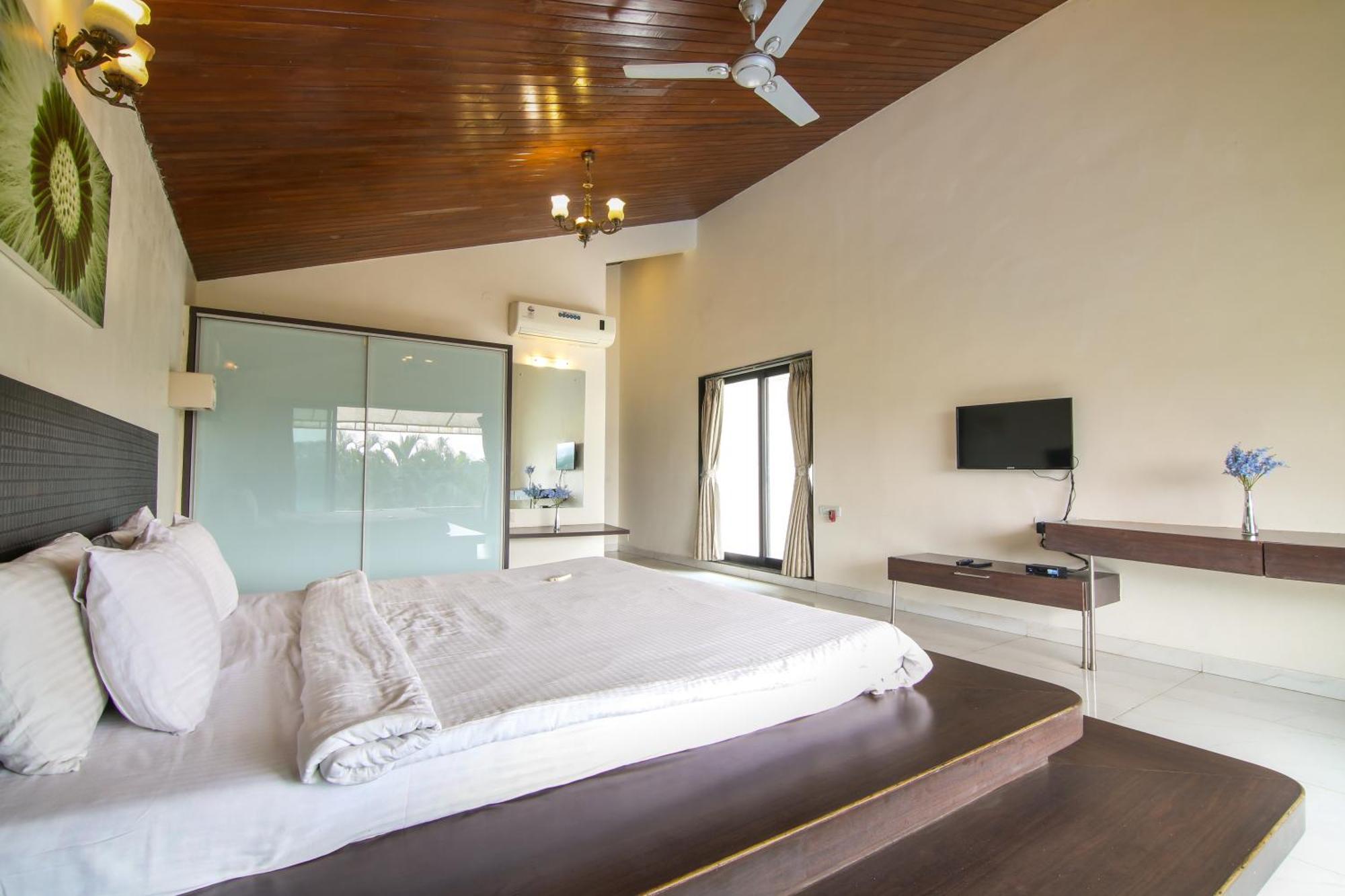 Makani * Lonavala