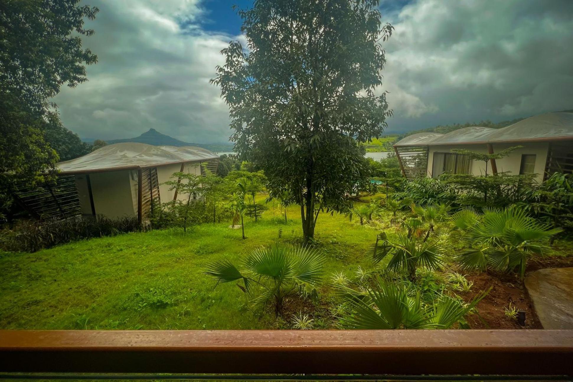 Resort Antheia Resorts, Pawna Lonavala