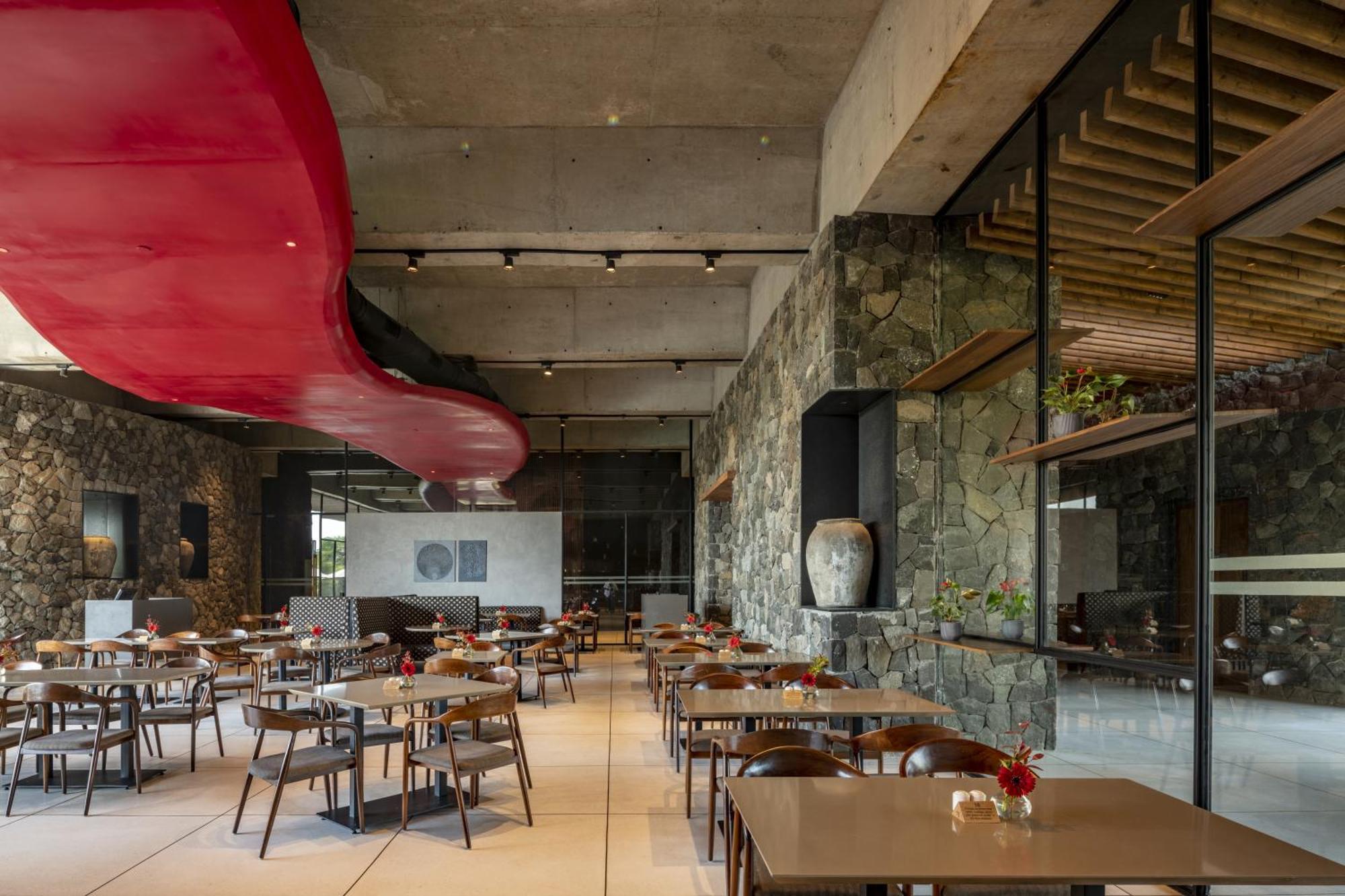 Resort Radisson And Lonavala