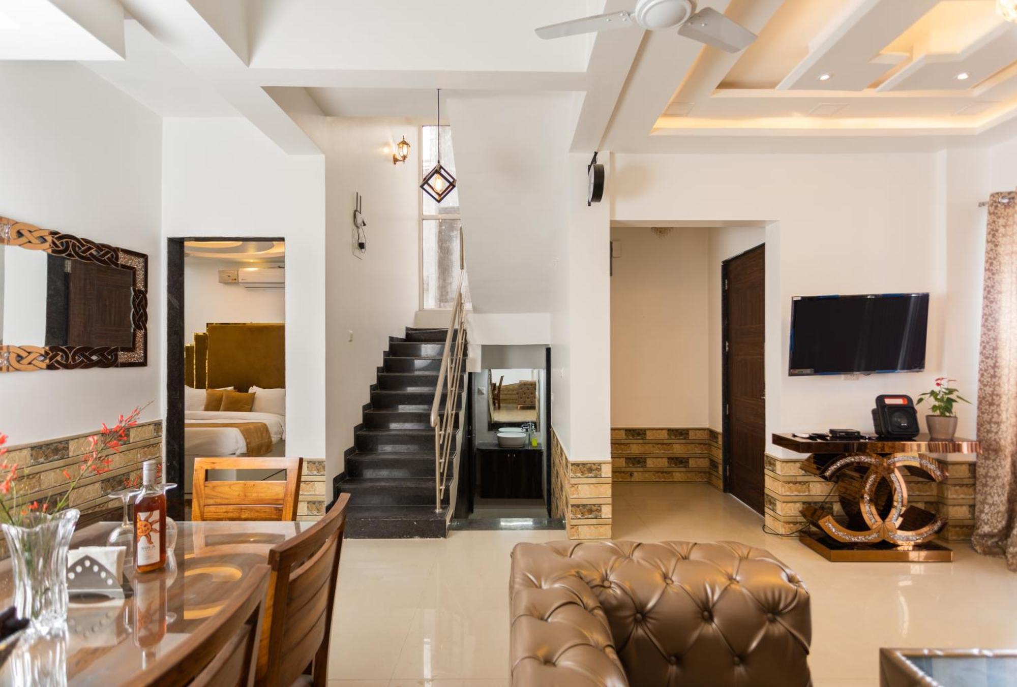 Villa Denver