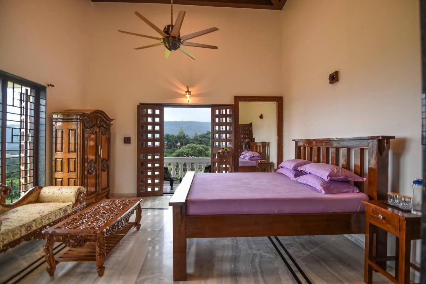 Colonial Pet Friendly 3 Bhk With Outstanding Views * Lonavala