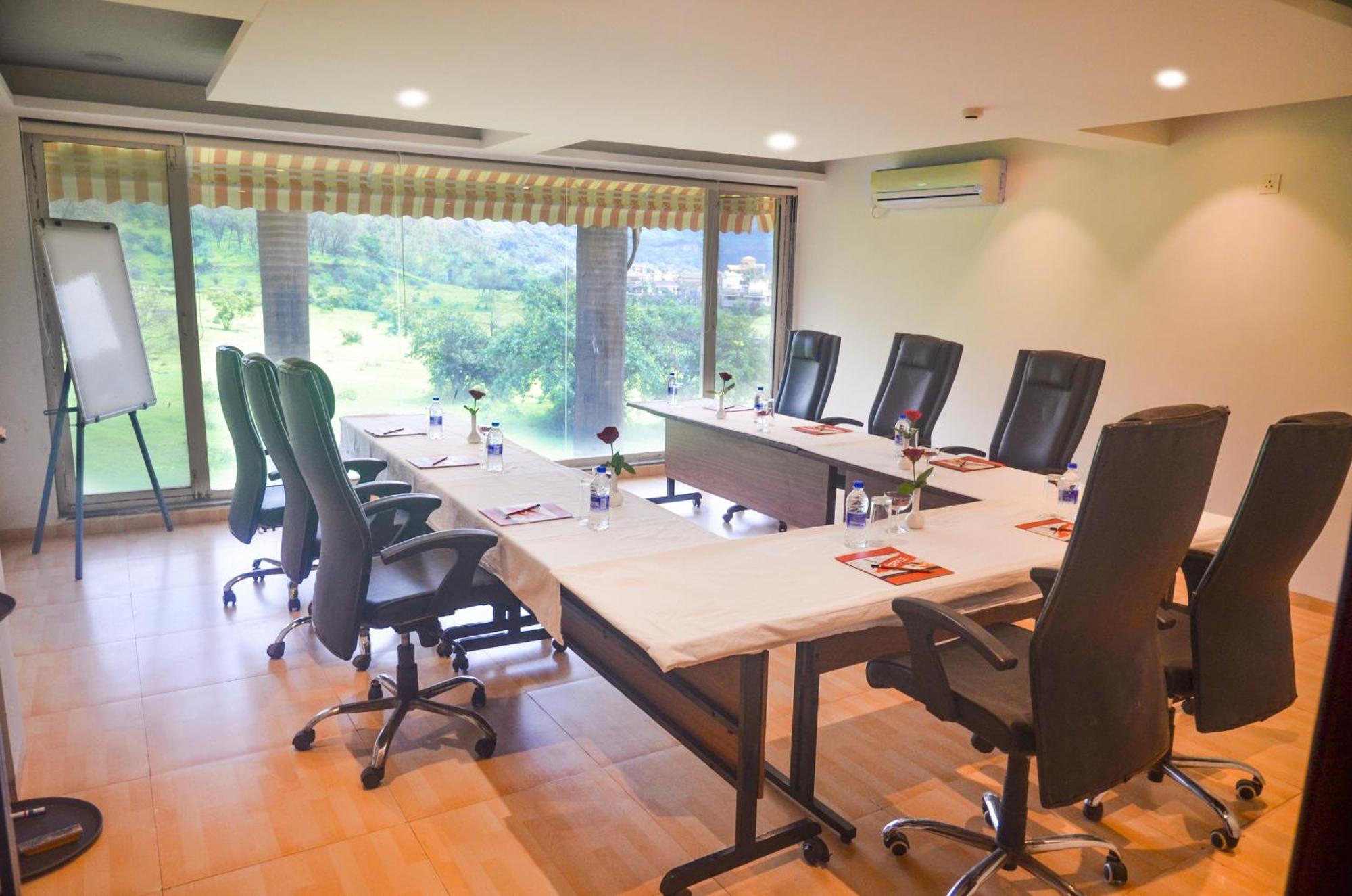 7 Apple Lonavala