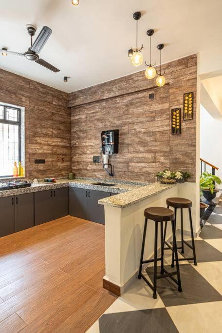 Springwood Victorian Villa, *