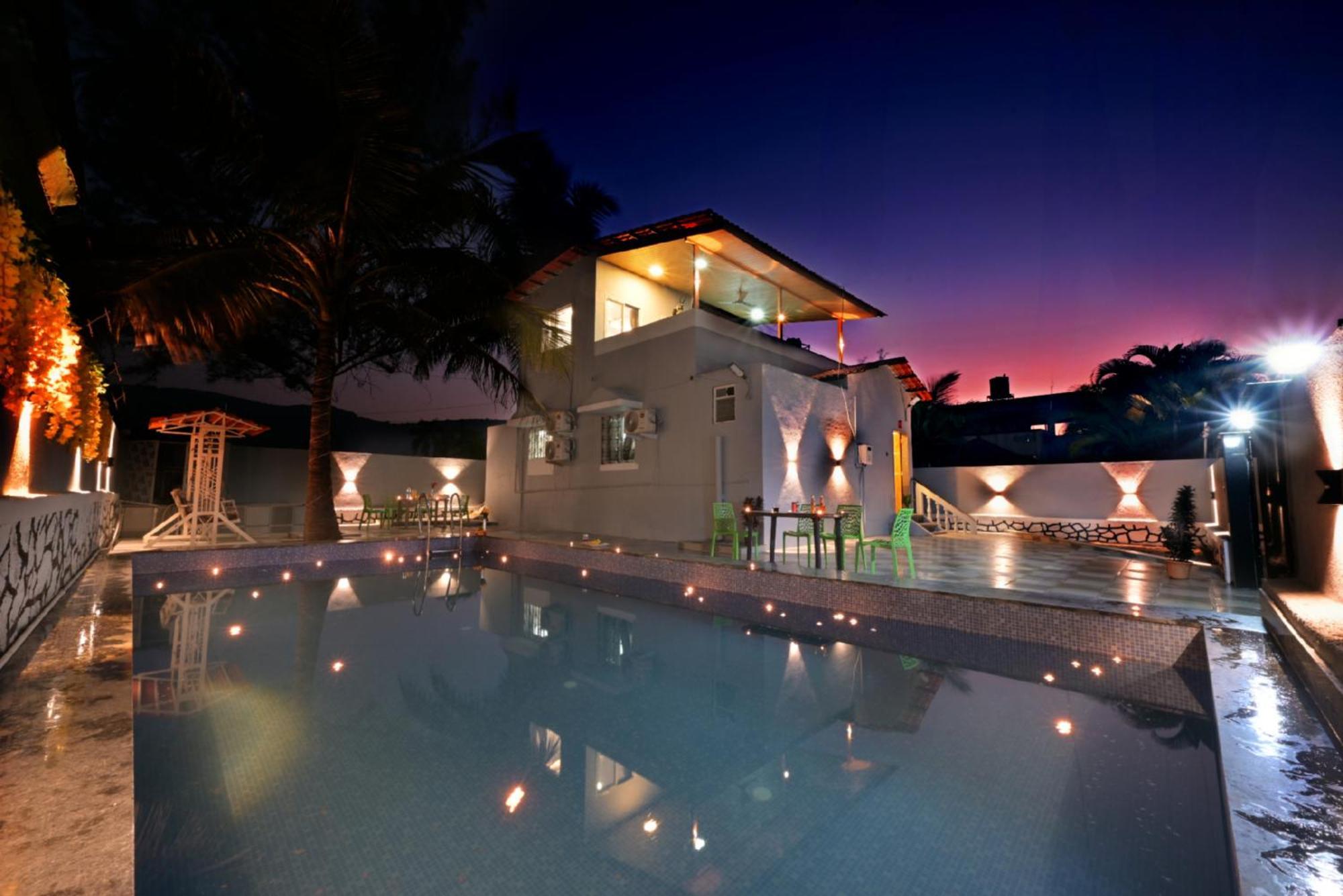 Empyrean Ll 3bhk Ii Marshal Ii Ac Ii Big Pool Ll Luxury Ii * Lonavala