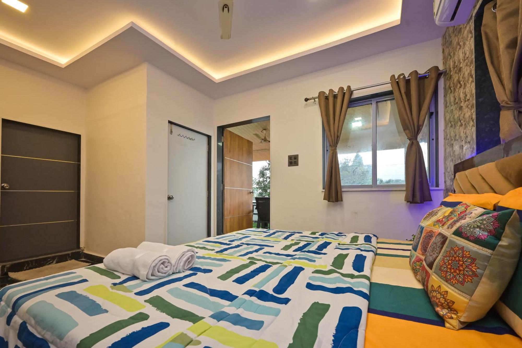 Empyrean Ll 3bhk Ii Marshal Ii Ac Ii Big Pool Ll Luxury Ii Villa Lonavala