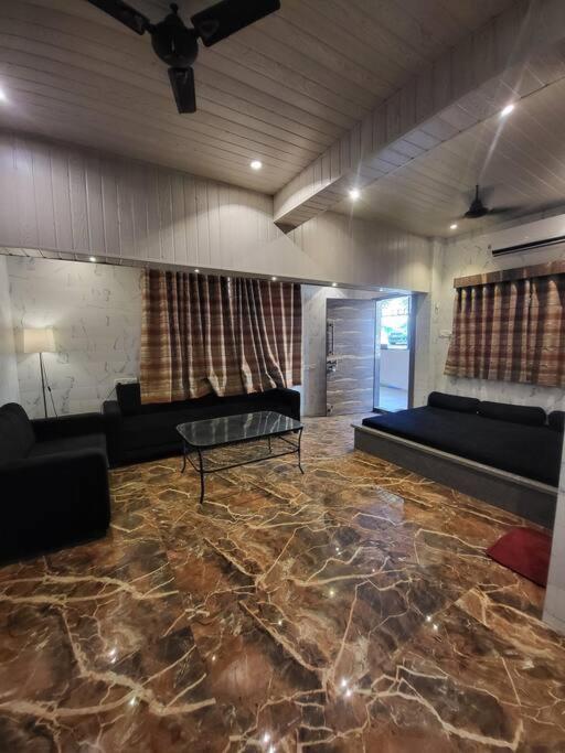 Mount Bungalows-2bhk Ac Big Private Pool Villa Lonavala