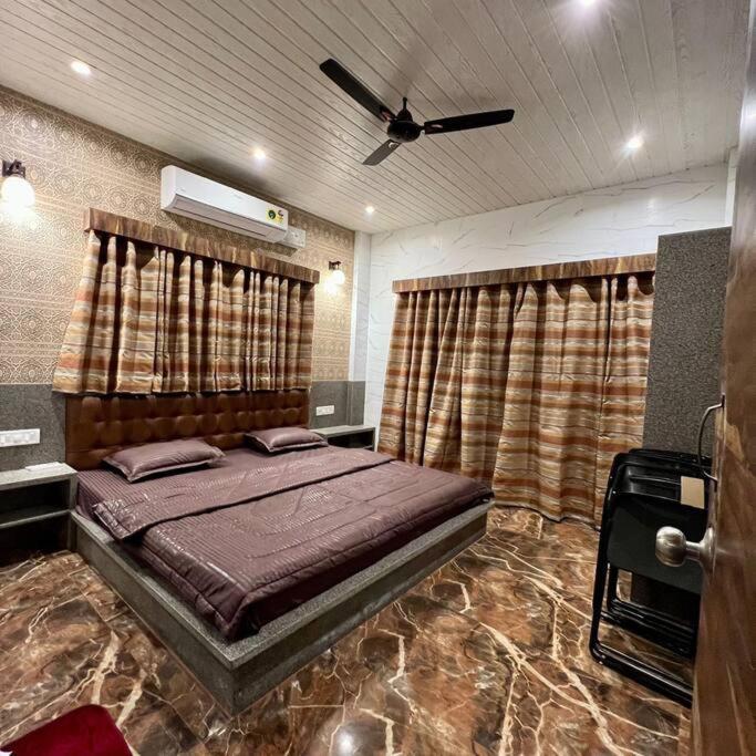 Mount Bungalows-2bhk Ac Big Private Pool Villa *