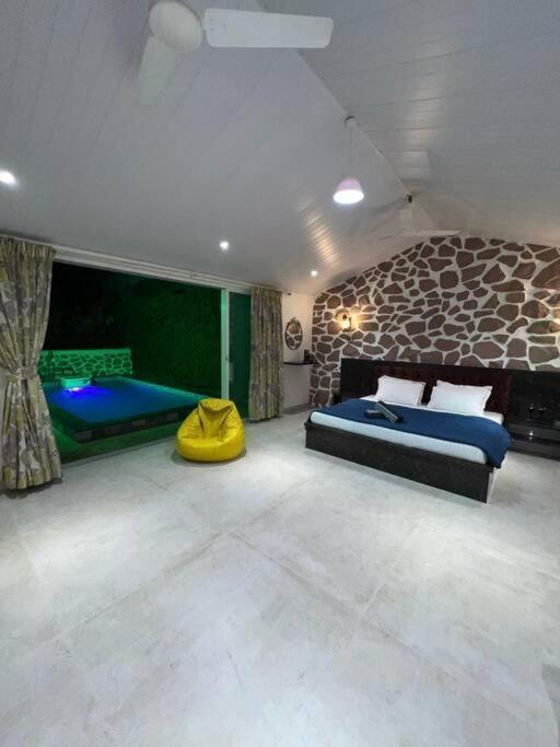 Mount Bungalows-3br Pvtpool Lawn Villa *