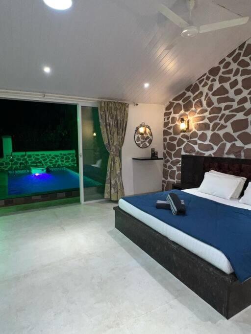 Villa Mount Bungalows-3br Pvtpool Lawn *