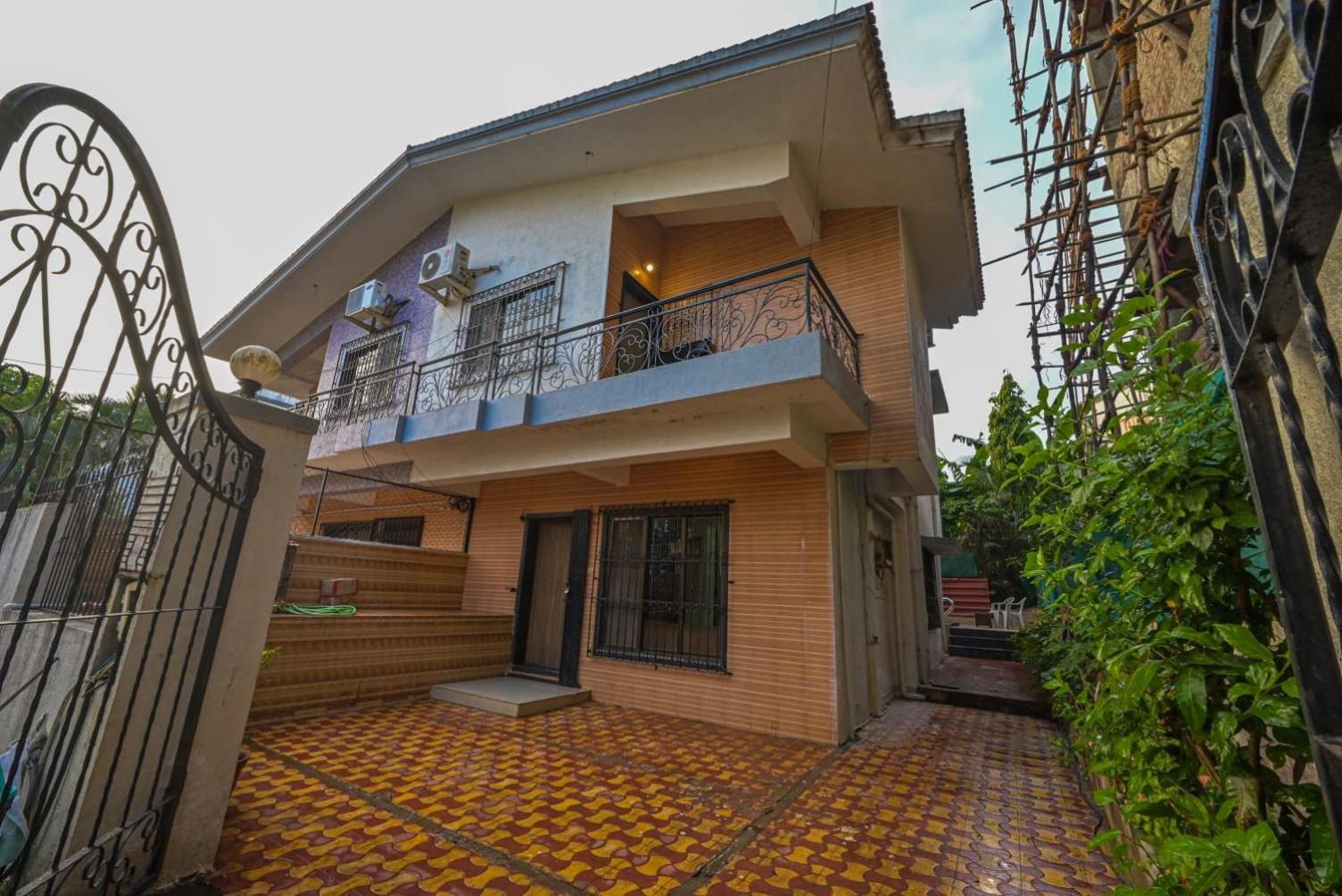 2bhk Bobby By Welcome