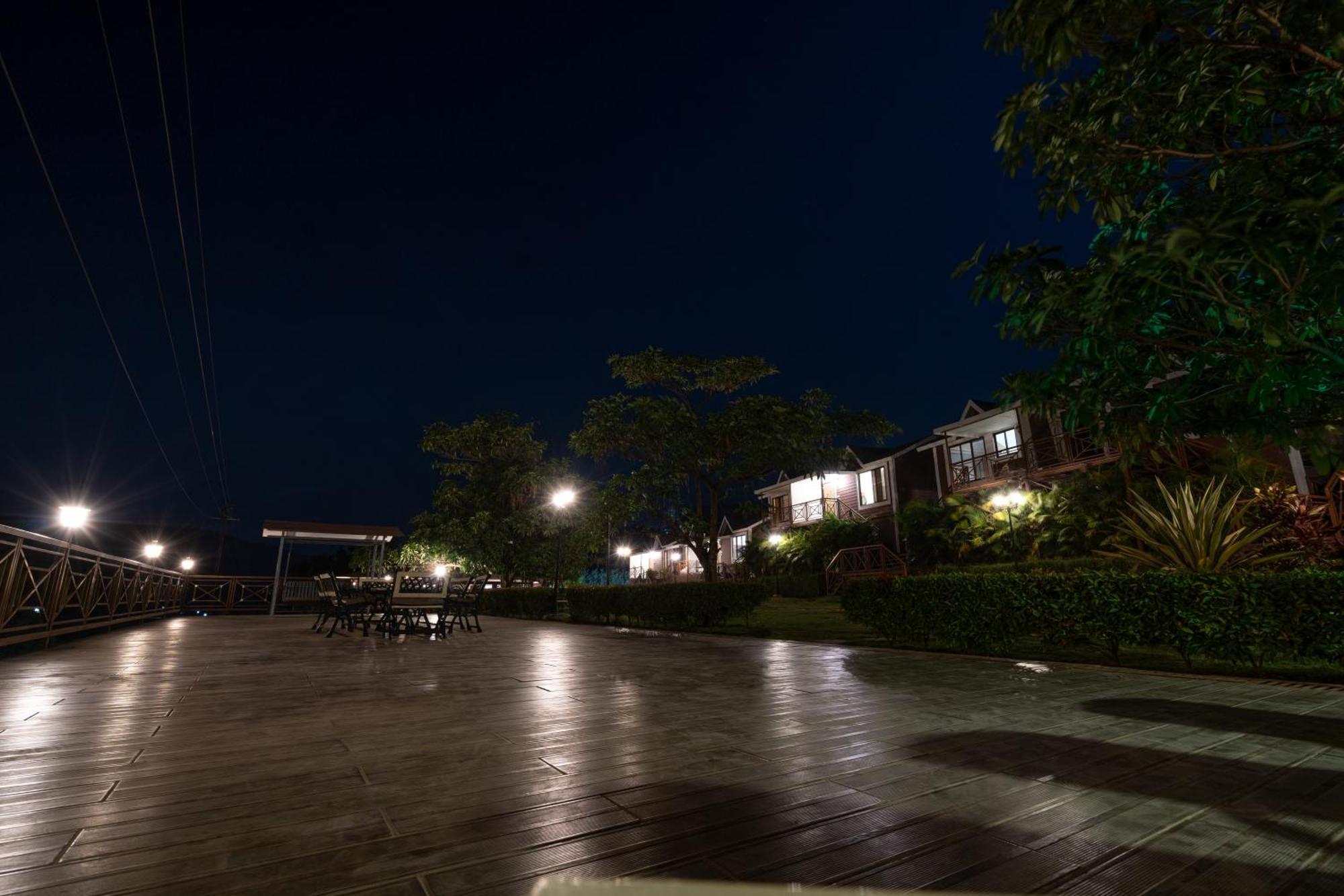 Velvet Resort-near Pawna 3* Lonavala