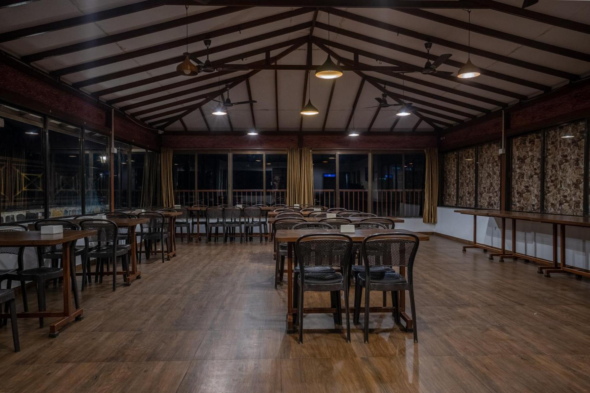 Velvet Resort-near Pawna 3*