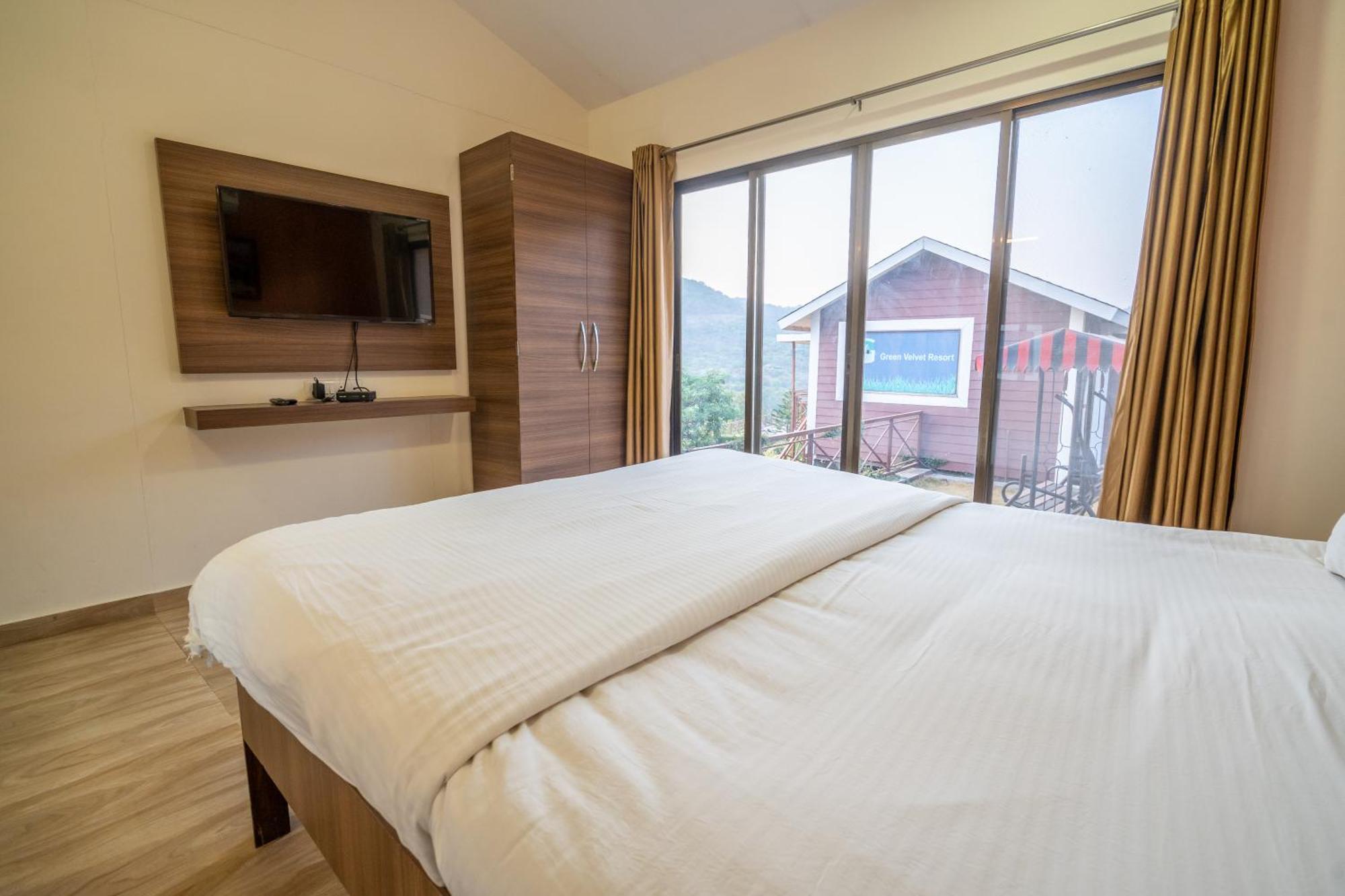 Velvet Resort-near Pawna Lonavala