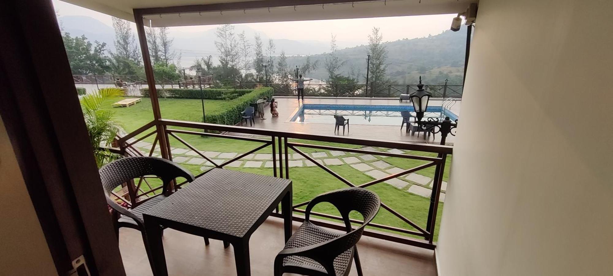 Velvet Resort-near Pawna 3*