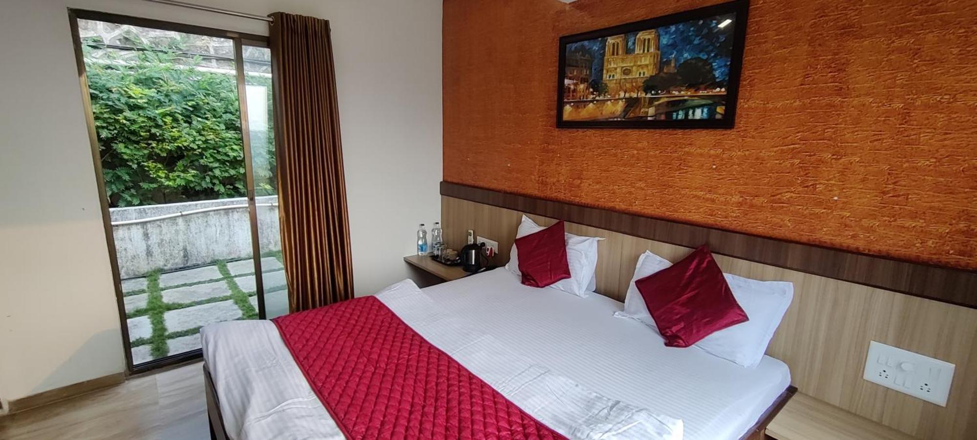 Resort Velvet Resort-near Pawna 3*