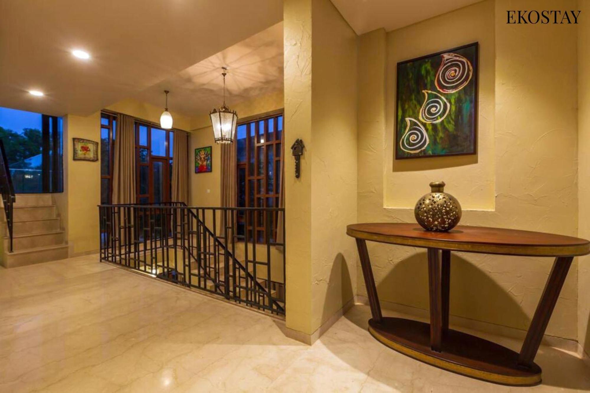 Eko Gold- Palm Grove Villa *