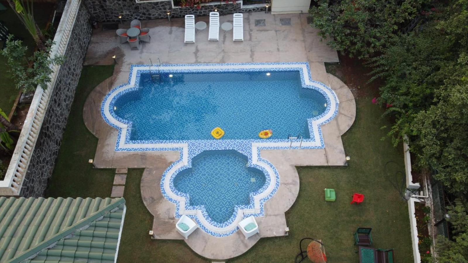 Villa Emperor