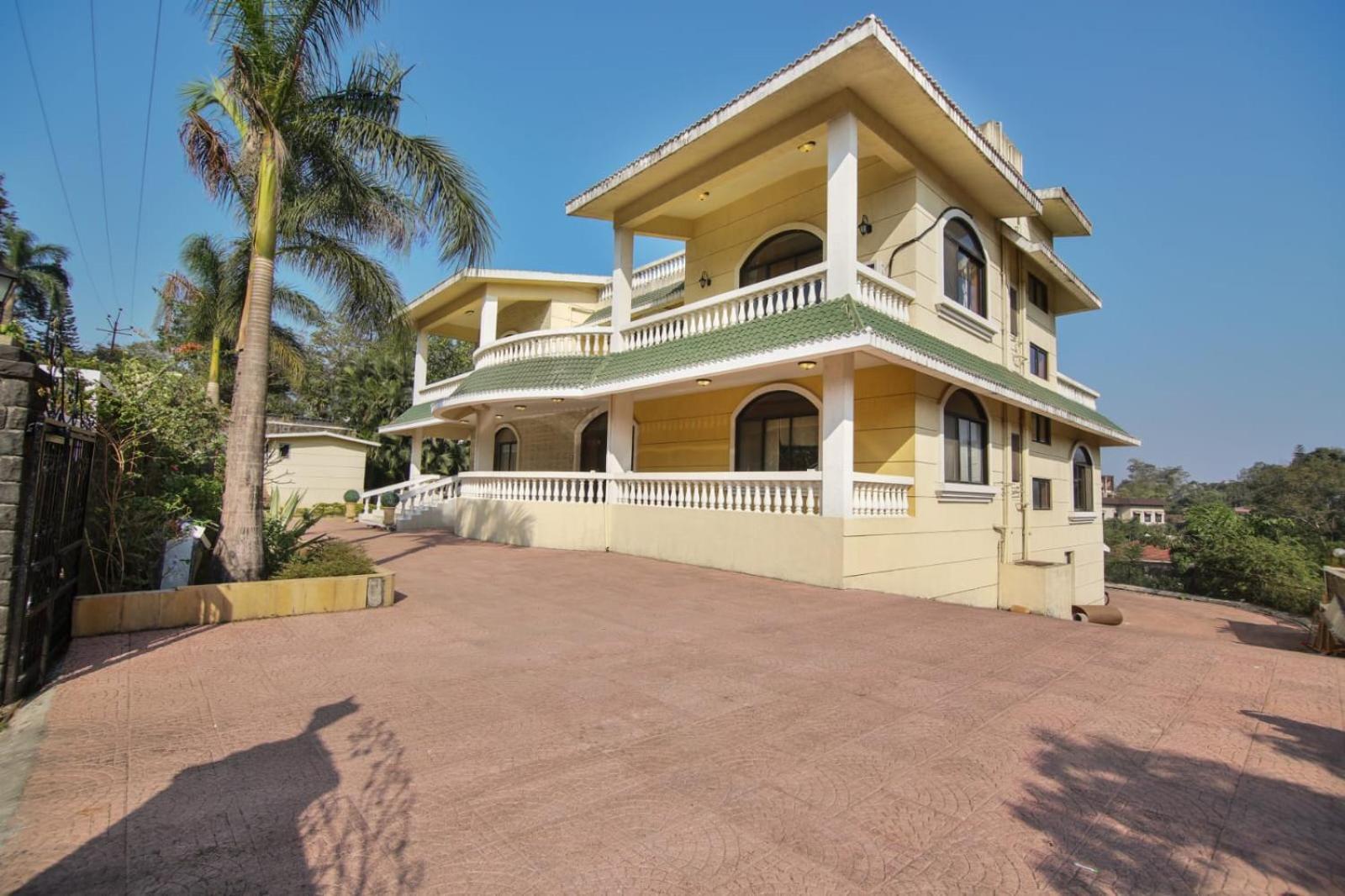 Villa Emperor *