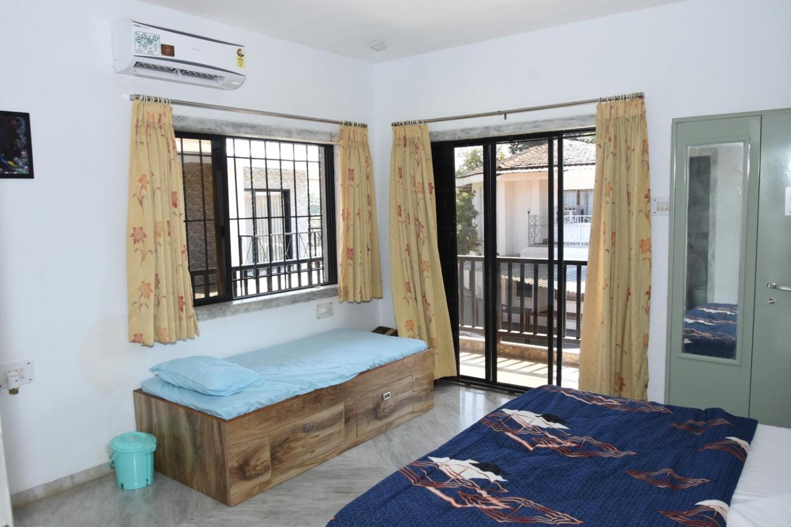 Villa Upper Deck *