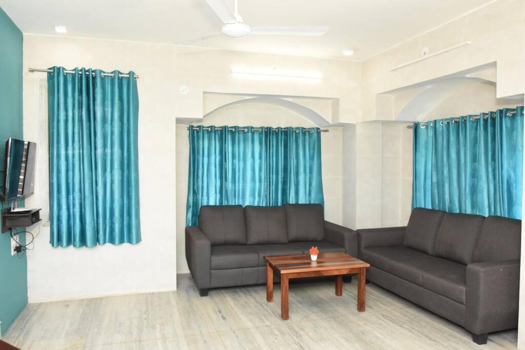 Sun Deck Villa Lonavala