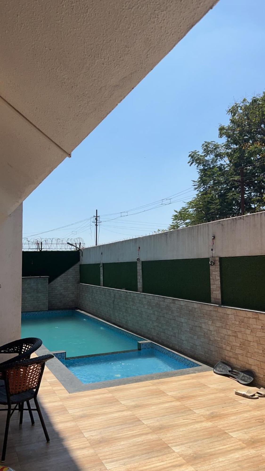 Laughtale 4bhk Swimming Pool Lonavala