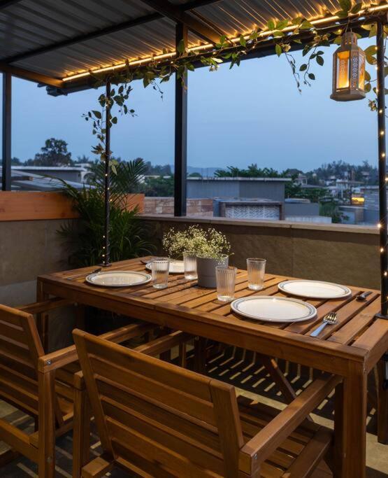Soam - Theatre Room, Plunge Pool & Jacuzzi Lonavala