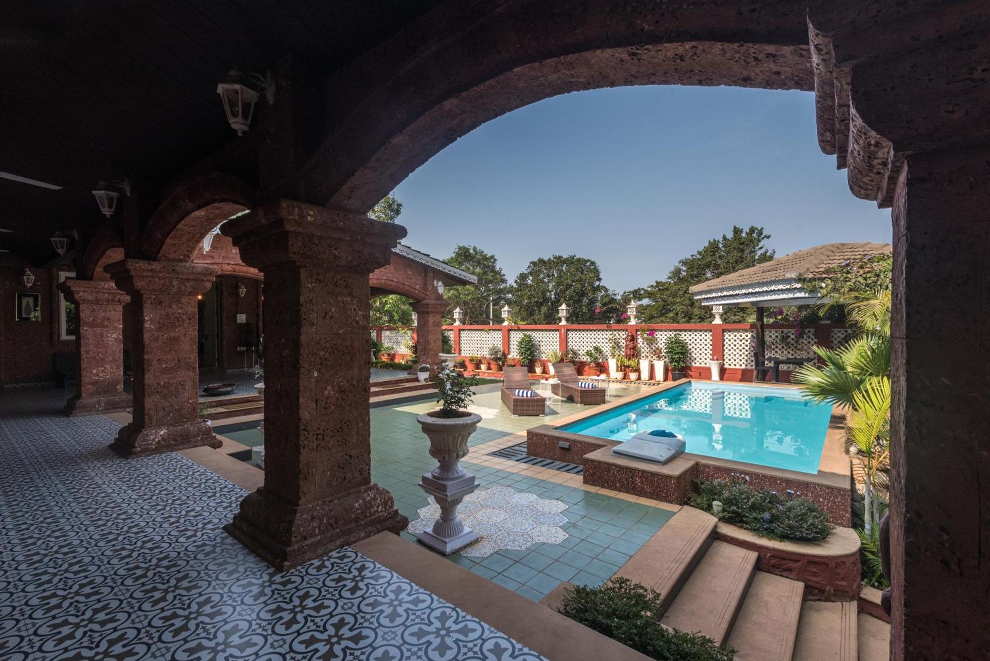 Saffronstays Chira - Pool In The Heart Of Khandala