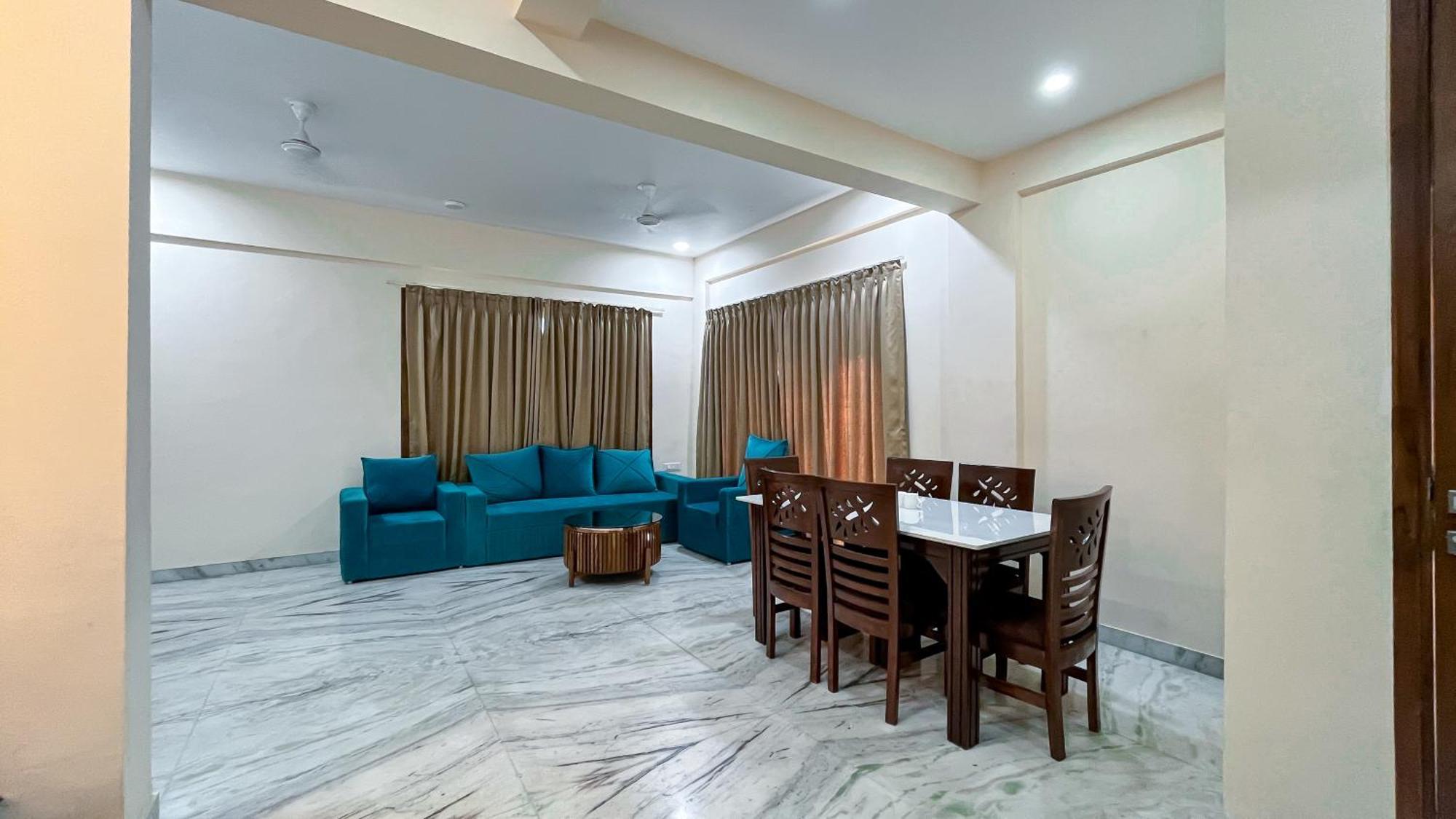 Misty Blues & Hotel Lonavala