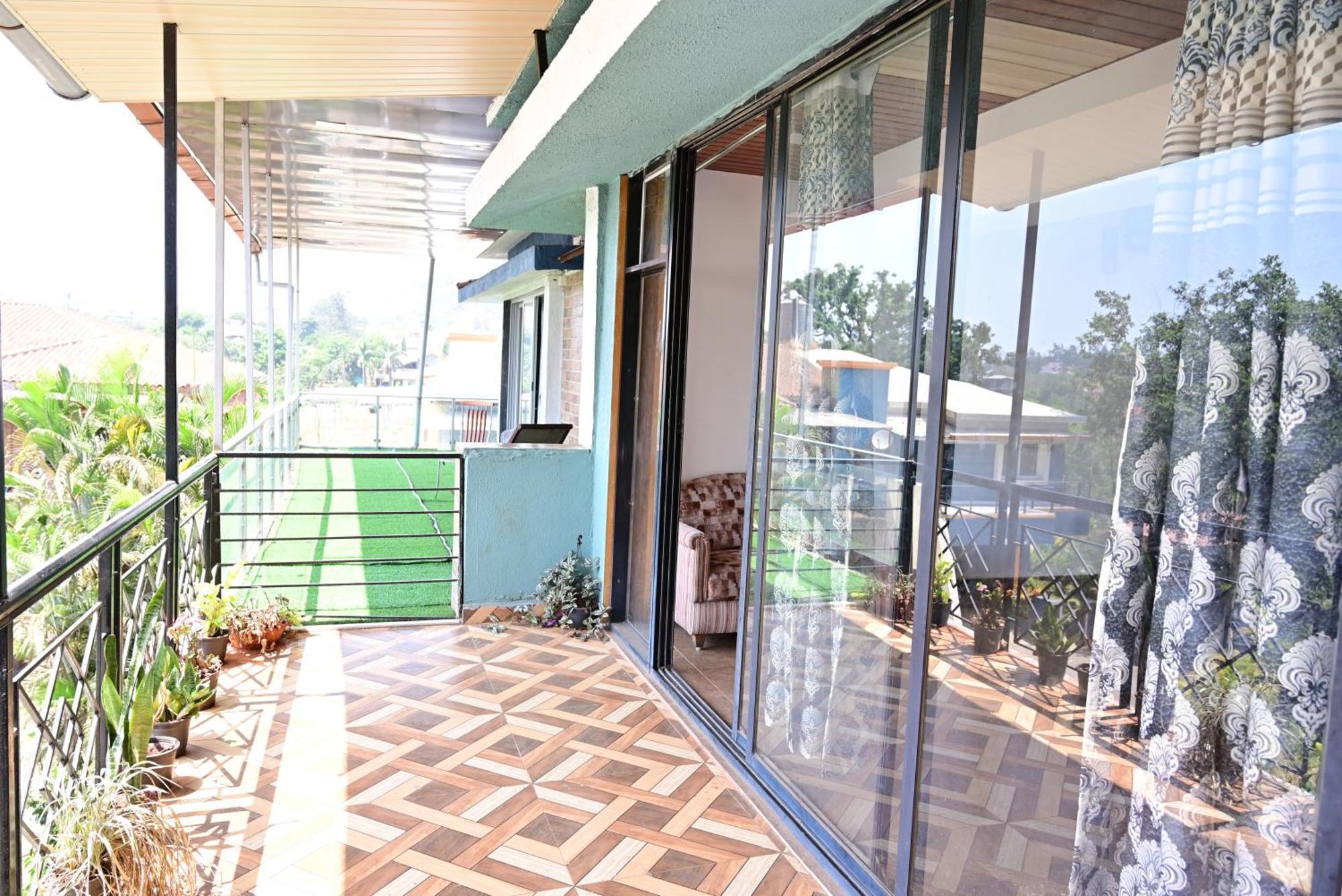 Snooze Villa Lonavala