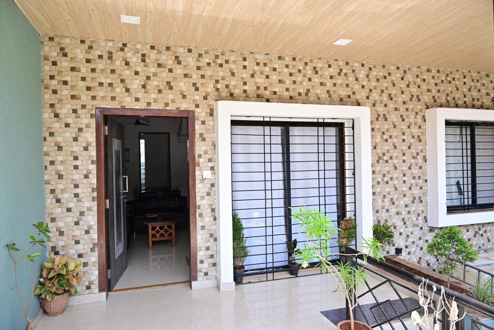 Snooze Villa *