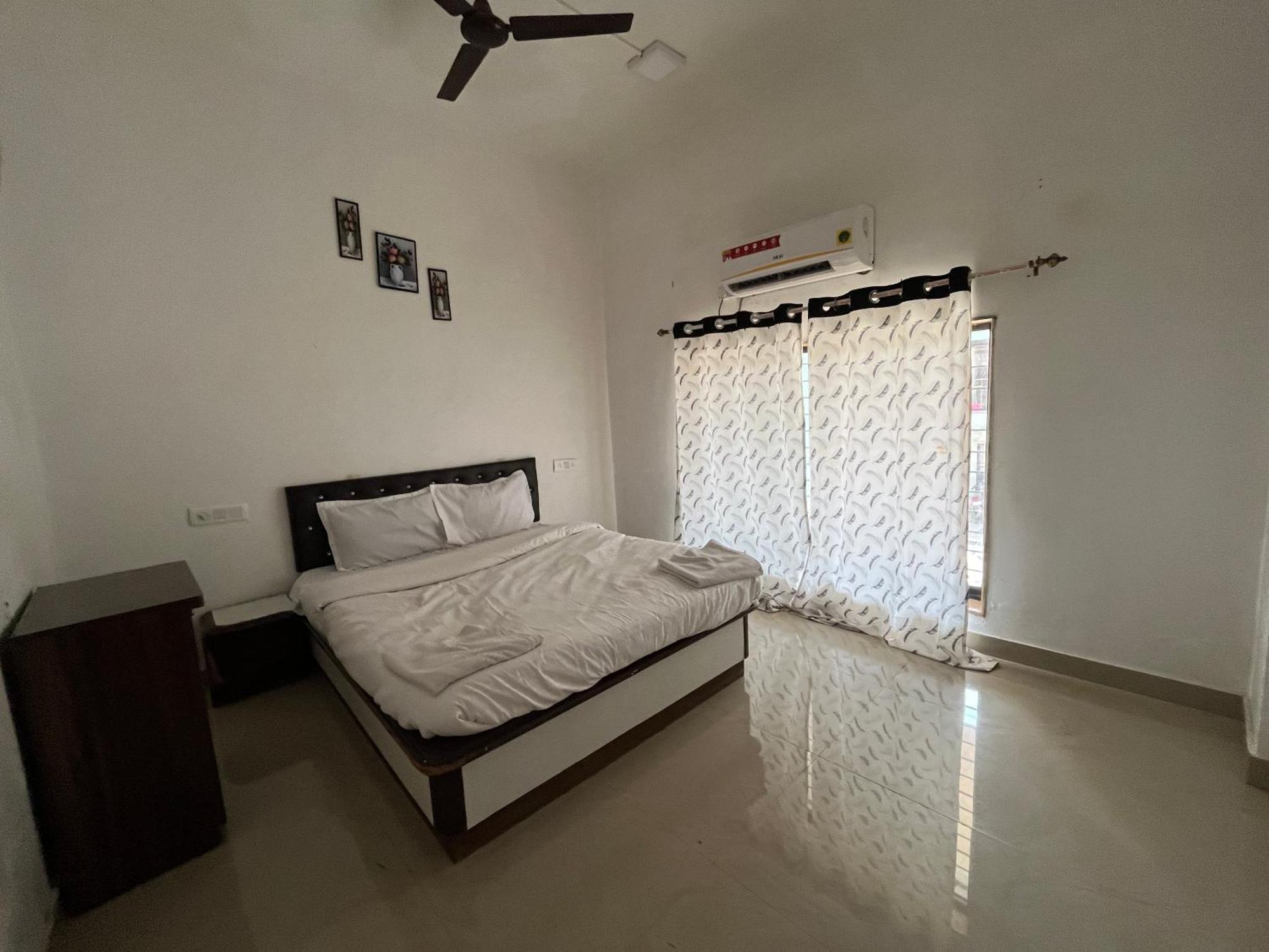 Snooze Lonavala