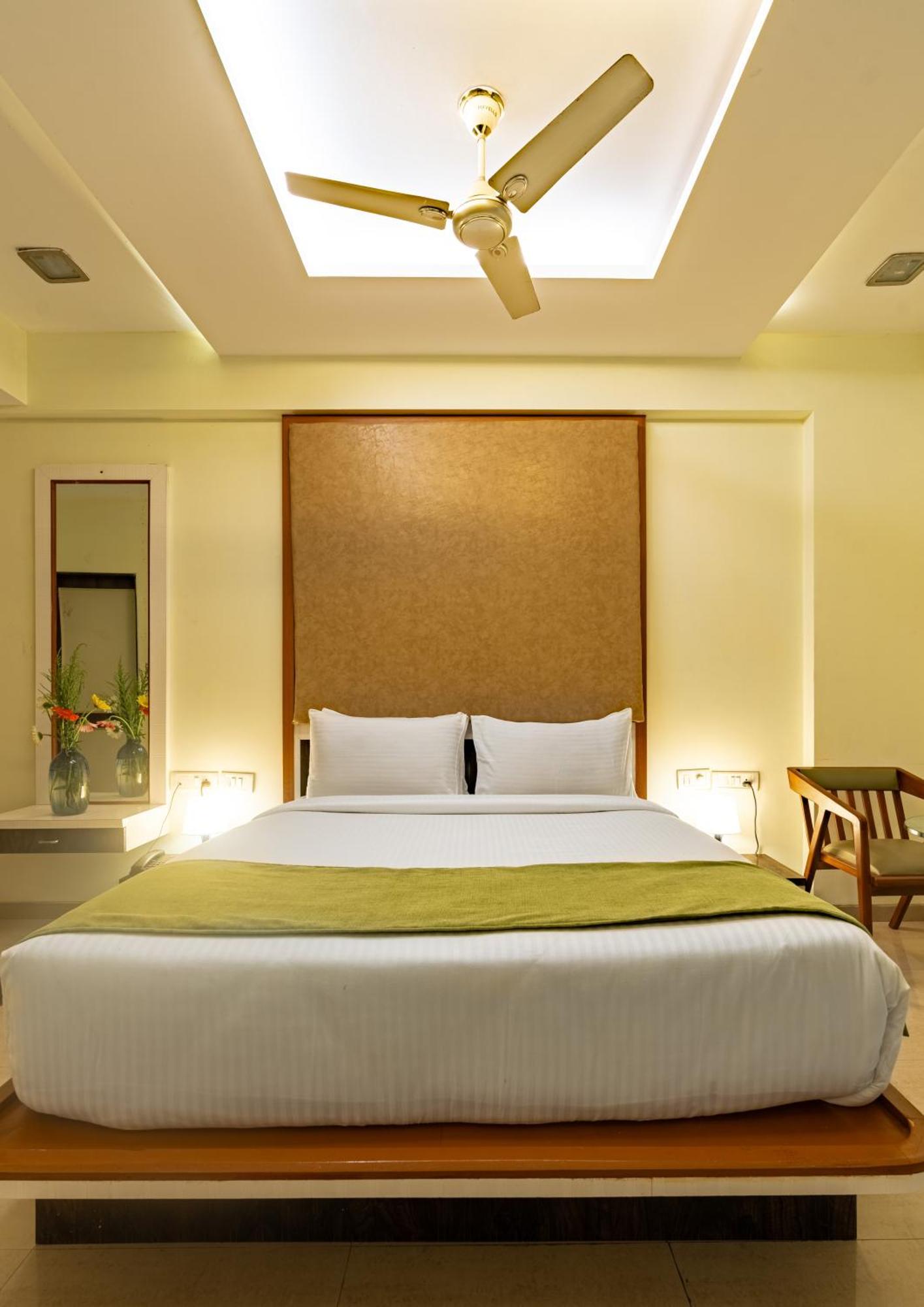 Olive Tree Resort, * Lonavala